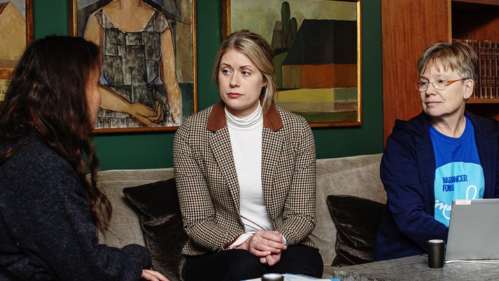 Emma Linderståhl ger råd under Maxa livets konferens 2022.